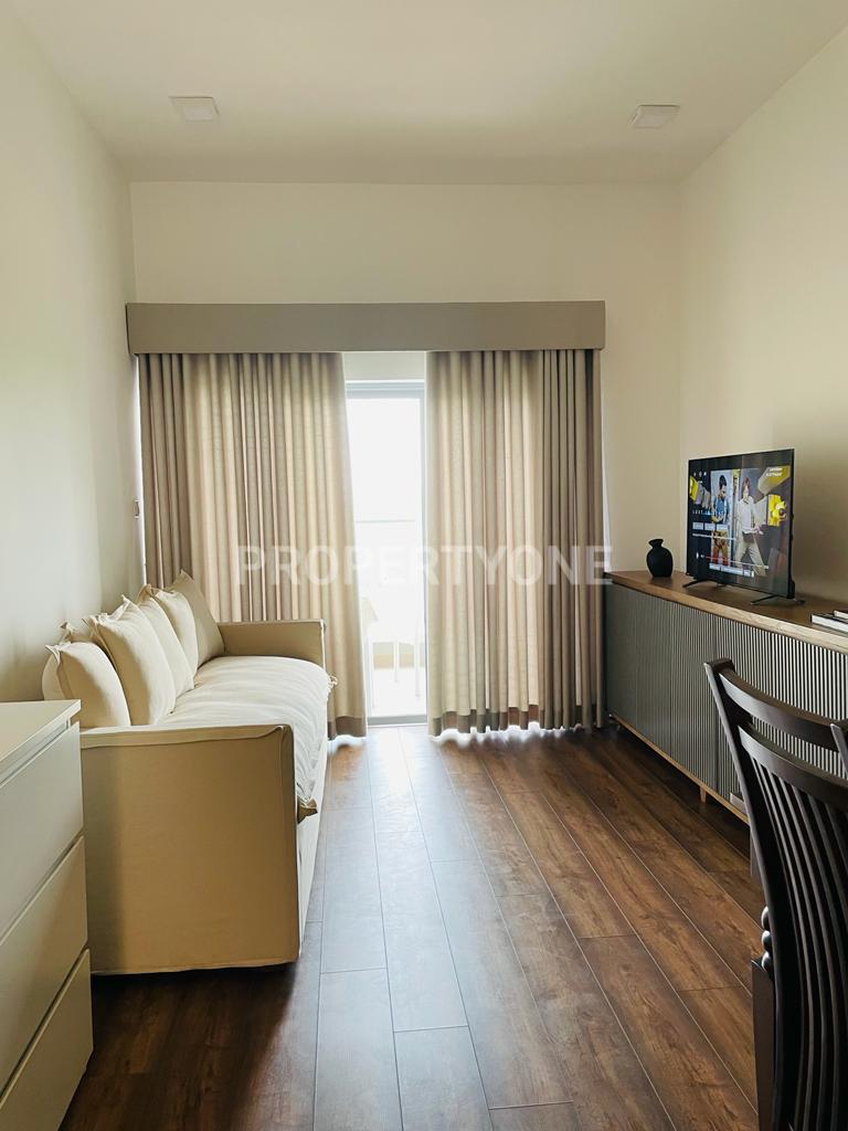 Canterbury Golf Apartments Homelands Skyline Apartment for Rent